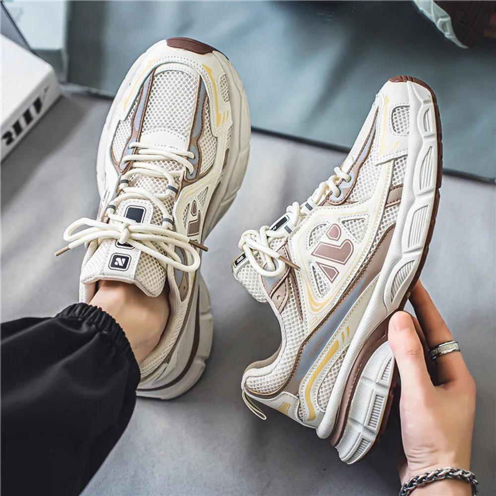 2024 Neue Männer Sportschuhe Mesh atmungsaktiven Mode -Sneakers Sommer Net Print Sport Schuhe