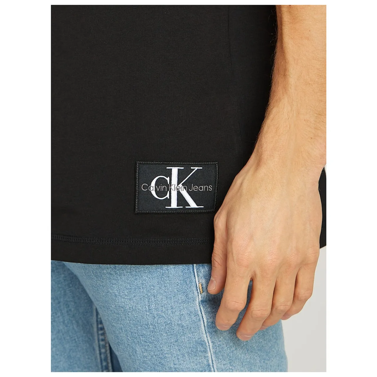 BADGE RELAXED TEE