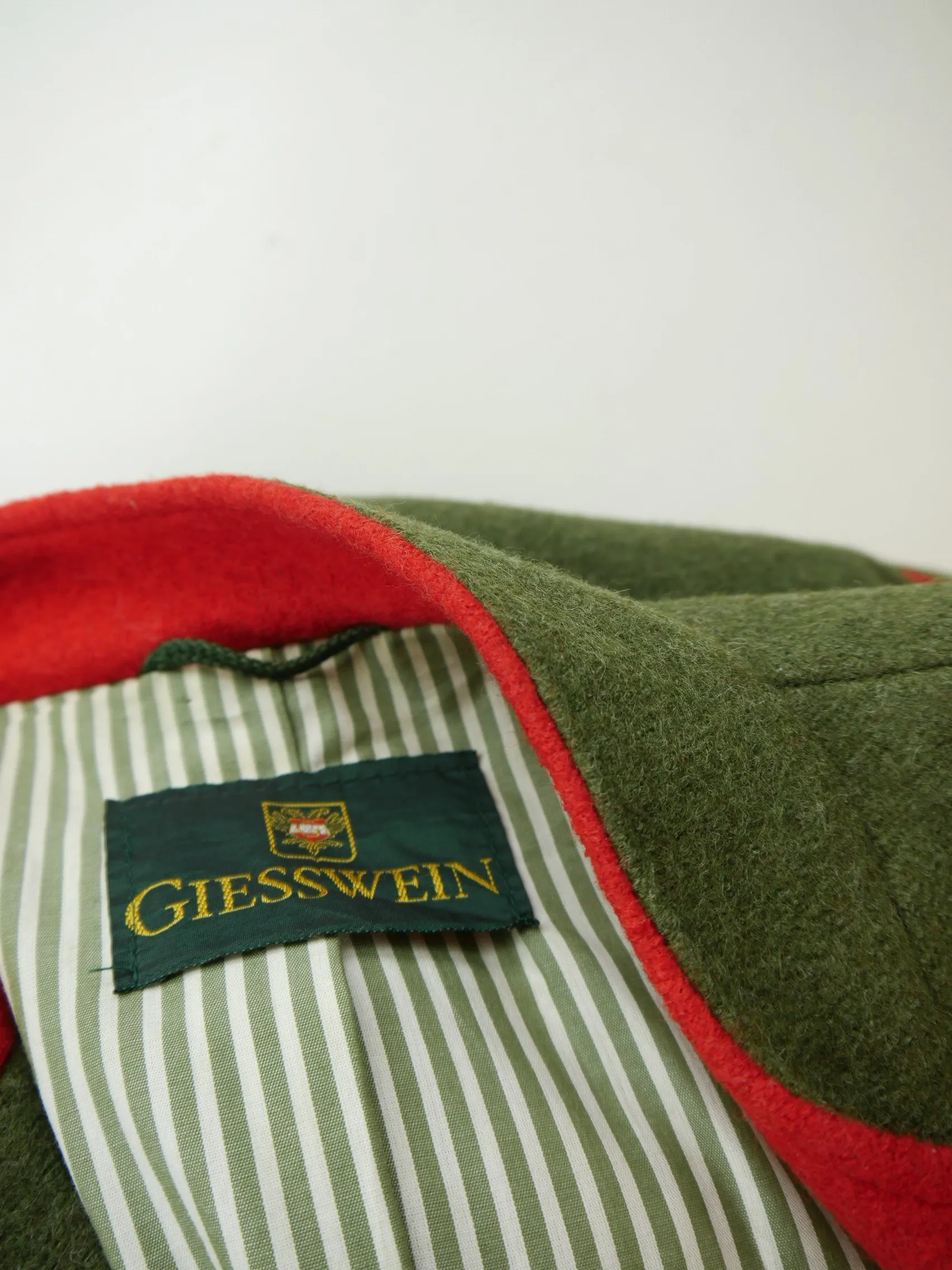 Giesswein grün Schurwolle mit Einstecktuch sagenhafter Damen Walkjanker Gr.42